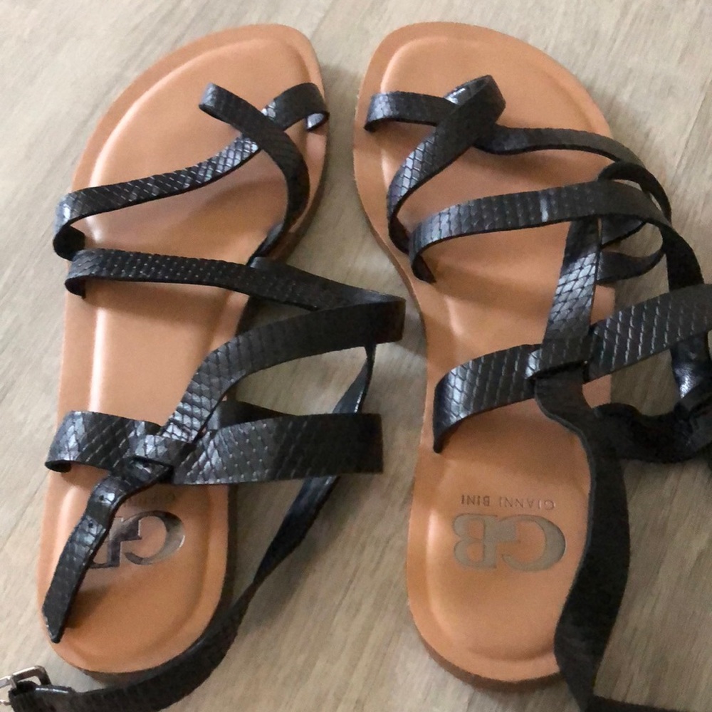 Beautiful black sandles